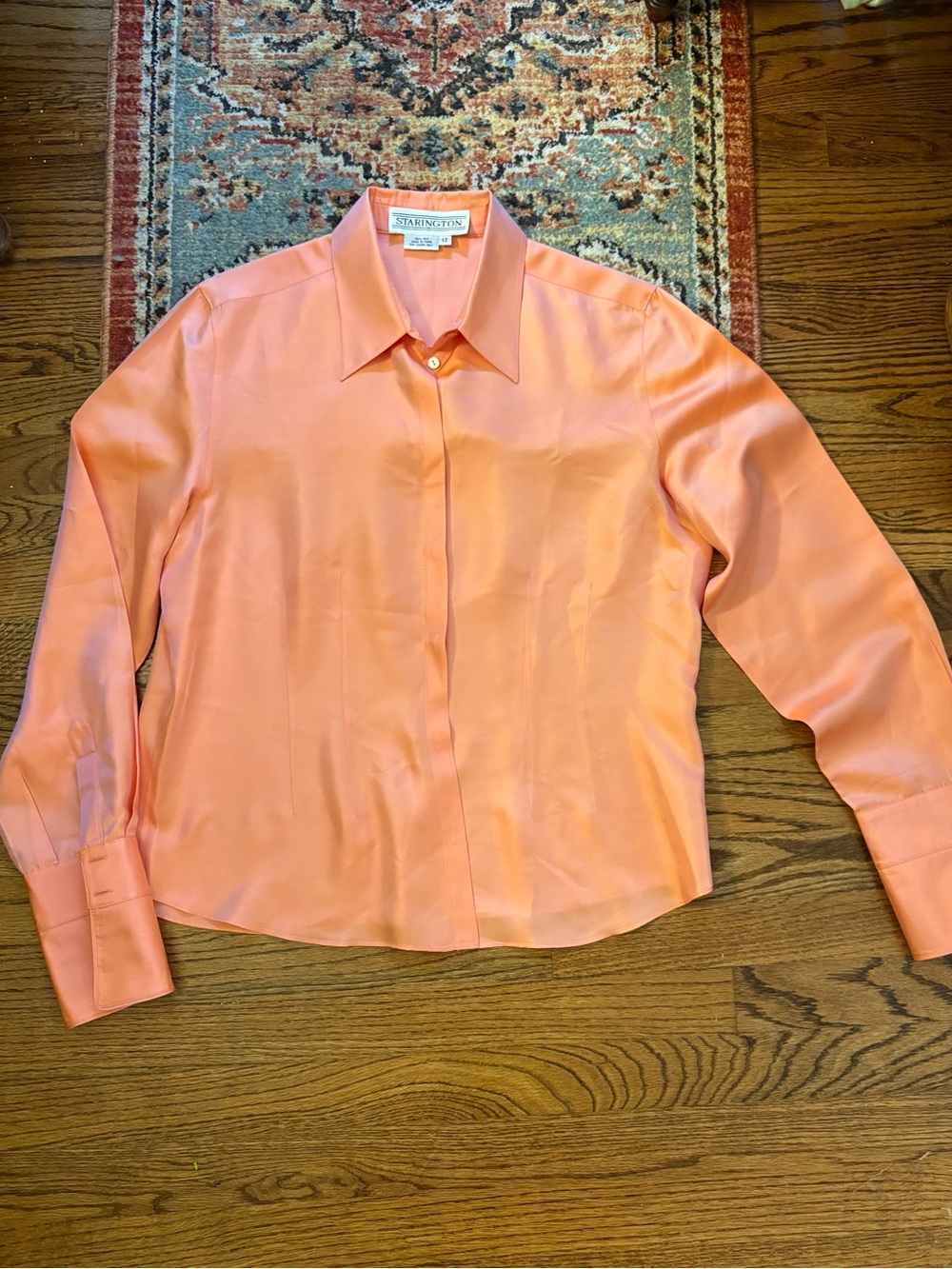 Vintage 80s 100% silk women’s button up blouse size 12 salmon pink orange